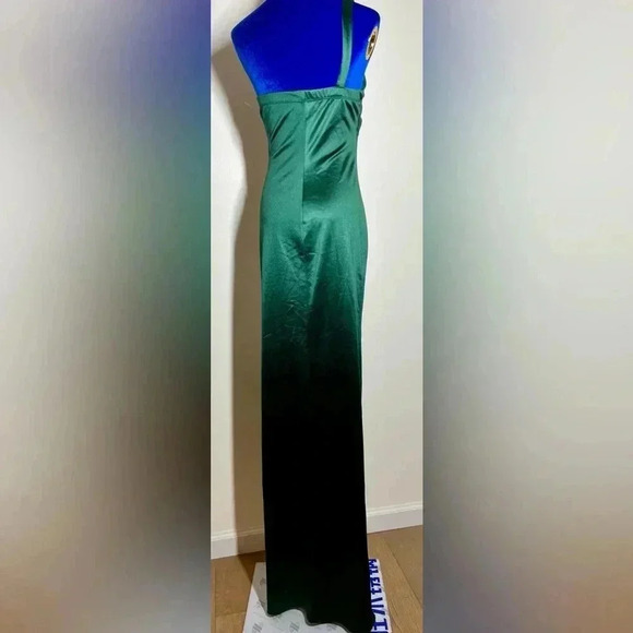 Emerald Sundae | Evening / Formal Gown | Hunter Green | Size Small 4-6 - Picture 5 of 7